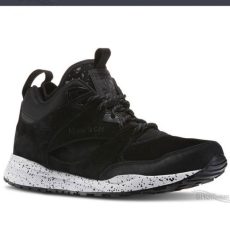 Obuv REEBOK VENTILATOR MID BOOT - M49036