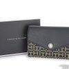 Peňaženka Tommy Hilfiger Th Essential Large Zip W/Flap Jacquard - AW0AW03019902
