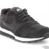 Obuv Nike Wmns Md Runner 2 - 749869-001